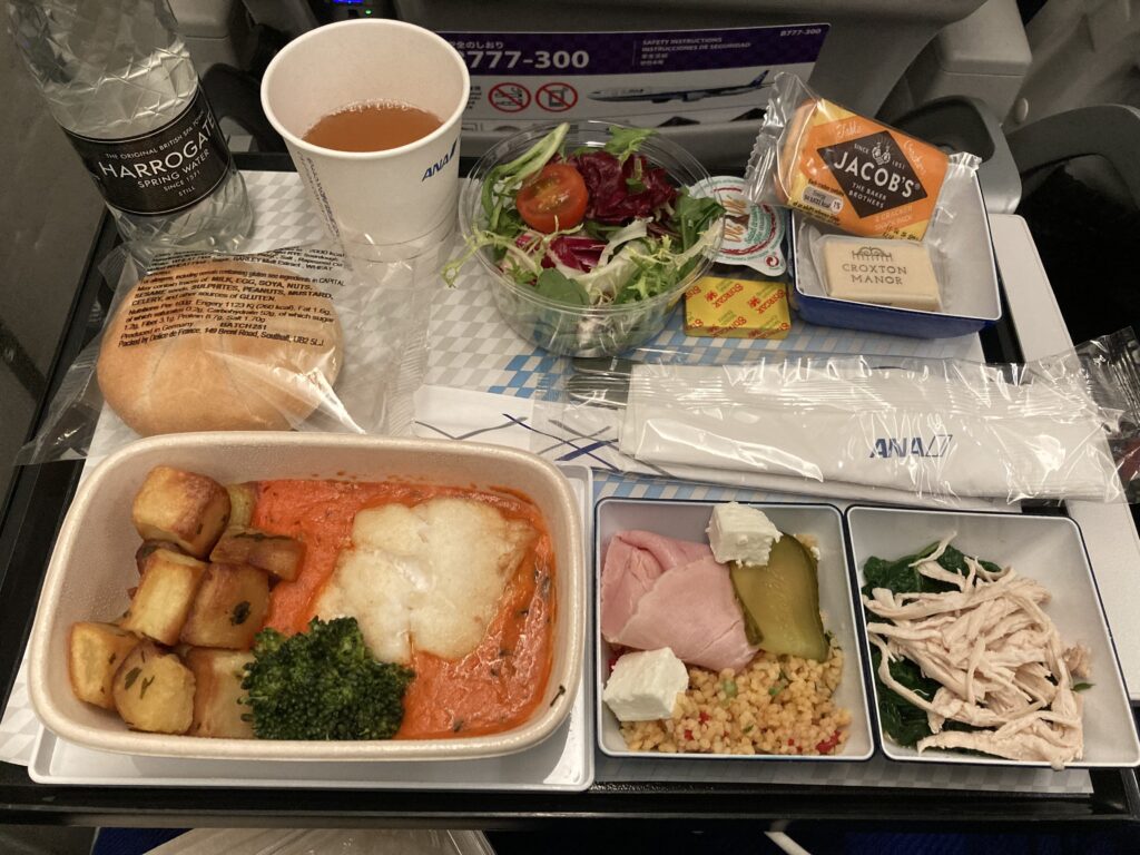 ANA ロンドン ヒースロー-羽田便のエコノミークラス